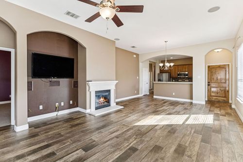 unit-401-2210 Onion Creek Pkwy, Austin, TX, 78747-1489 | Card Image