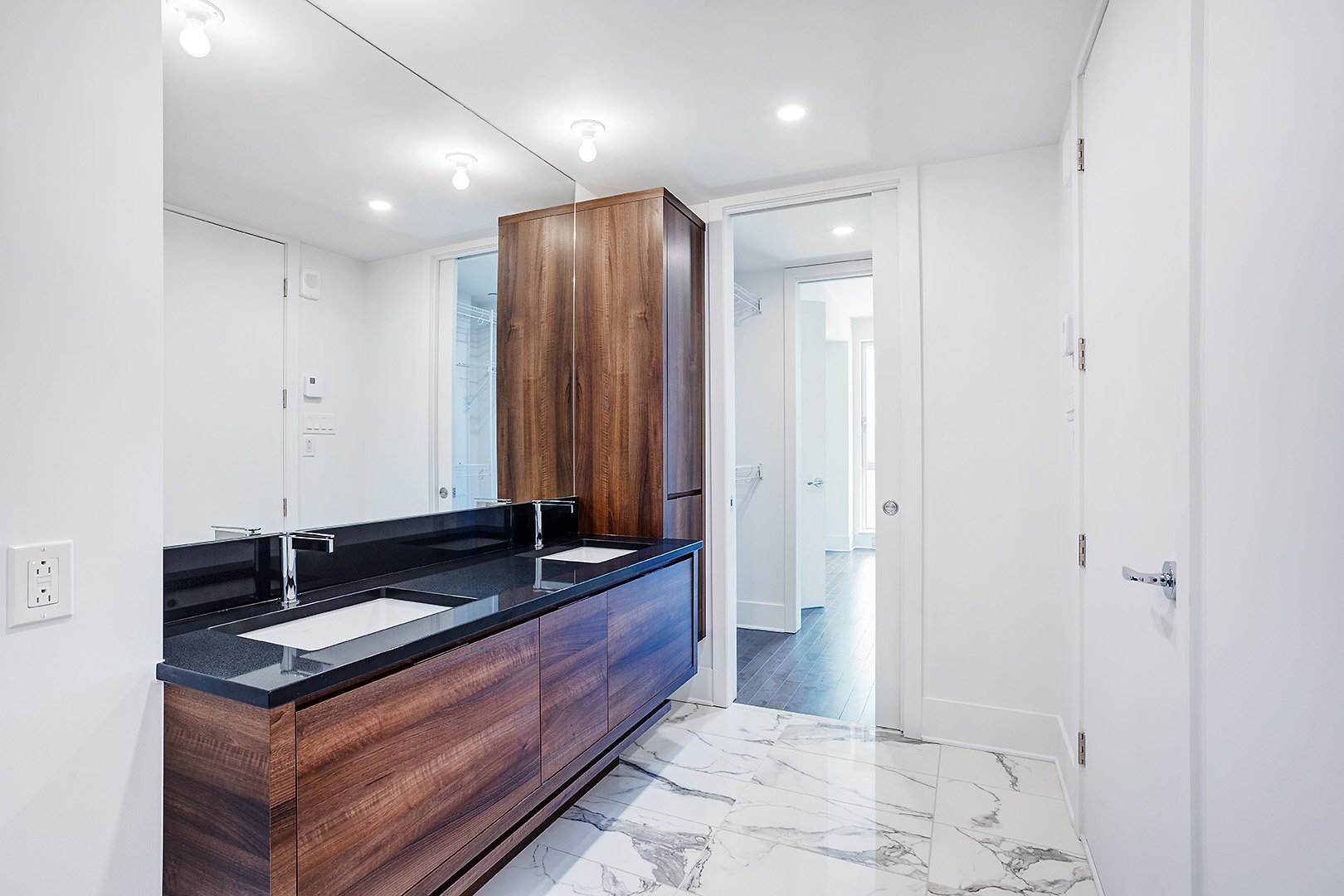 Residential Lease in Montréal (Ville-Marie) 2