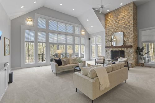 660 Woods Hollow Ln, Powell, OH, 43065-9456 | Card Image