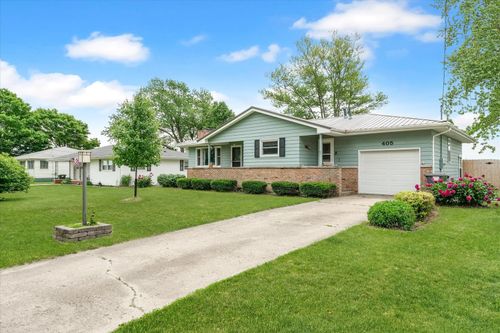 405 E Madison St, Pesotum, IL, 61863-9527 | Card Image