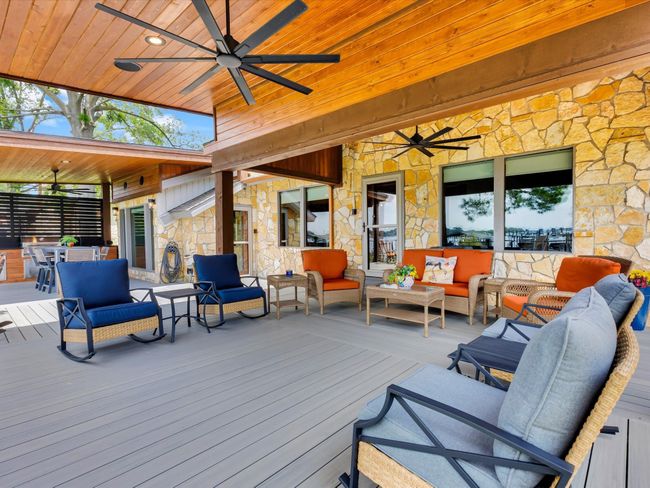 176 Enchanted Dr, House other with 5 bedrooms, 3 bathrooms and null parking in Enchanted Oaks TX | Image 24
