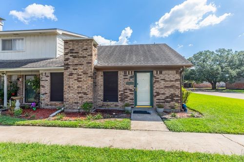 6646 Lexington Dr, Beaumont, TX, 77706-5894 | Card Image