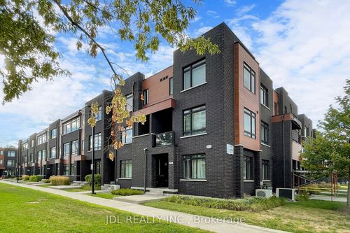 112-370 Red Maple Rd, Richmond Hill, ON, L4C6P5 | Card Image