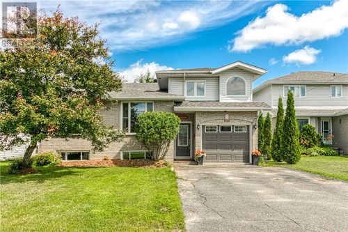 1548 Gauthier St, Val Therese, ON, P3P1S7 | Card Image