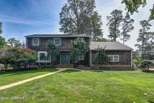 19 Emma Pl, Eatontown, NJ, 07724-1912 | Card Image