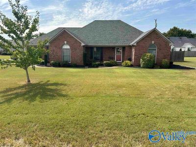 302 Anna Drive, House other with 3 bedrooms, 2 bathrooms and null parking in Muscle Shoals AL | Image 1