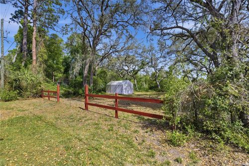17195 Se 70th St, Ocklawaha, FL, 32179-3122 | Card Image