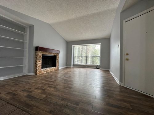 apt-66-6701 Sands Point Dr, Houston, TX, 77074-3747 | Card Image