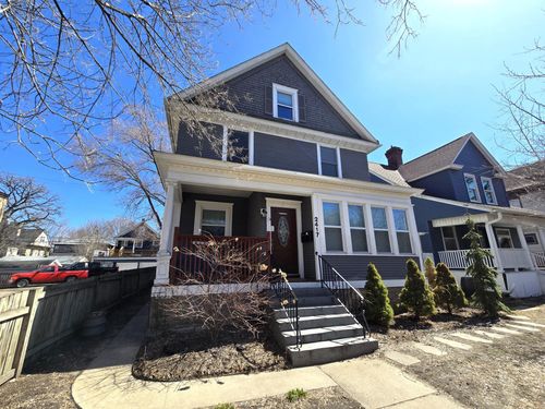 2417 Lyndale Ave S, Minneapolis, MN, 55405-3335 | Card Image