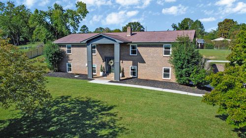 109 Scenic Hill Dr, Spring City, TN, 37381-5425 | Card Image