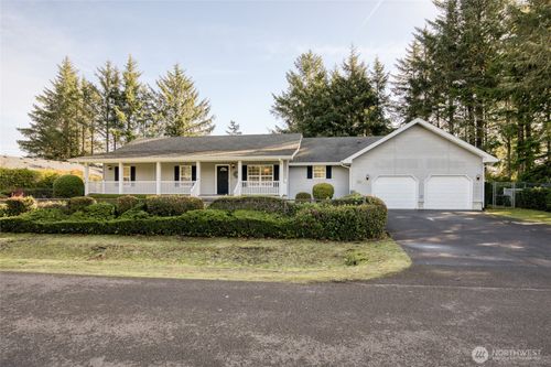 646 Woodland Loop Ne, Ocean Shores, WA, 98569-9687 | Card Image