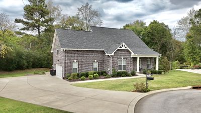 6093 W Mayflower Ct, House other with 3 bedrooms, 2 bathrooms and 2 parking in Greenbrier TN | Image 2