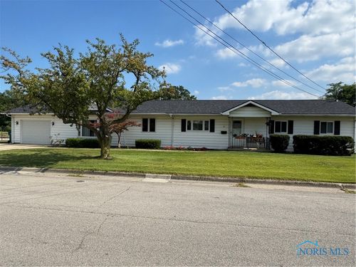 45 Santus Dr, Rossford, OH, 43460-1319 | Card Image