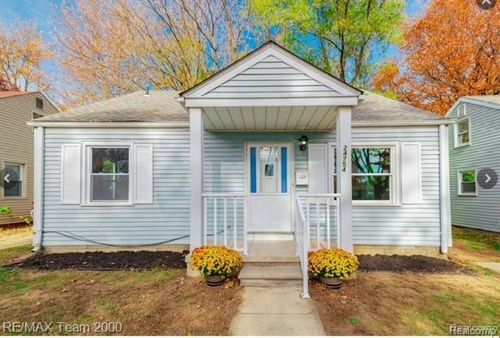 24754 Annapolis St, Dearborn Heights, MI, 48125-1806 | Card Image