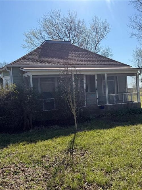 37725 Harmony Rd, Paola, KS, 66071-3035 | Card Image