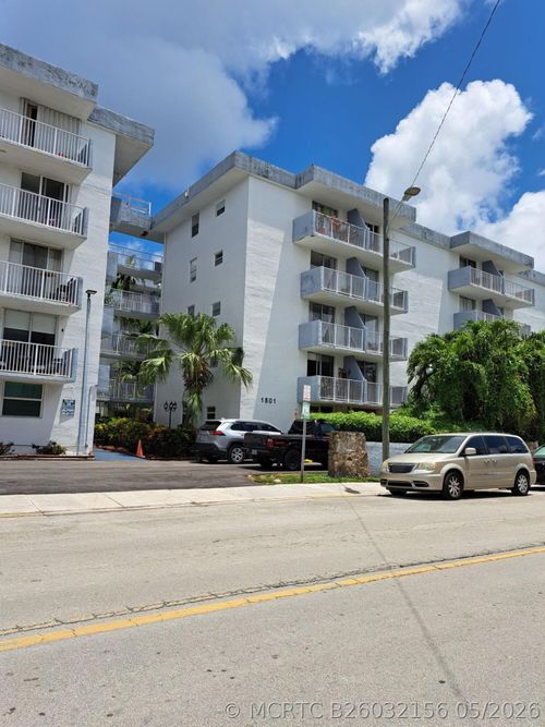 1801 S Treasure Dr, North Bay Village, FL, 33141-4390 | Card Image