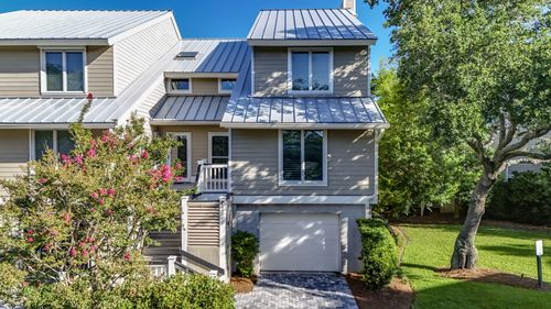 25 Linkside Ct, Isle Of Palms, SC, 29451-2884 | Card Image