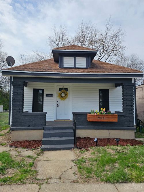 904 Crawford St, Middletown, OH, 45044-4540 | Card Image