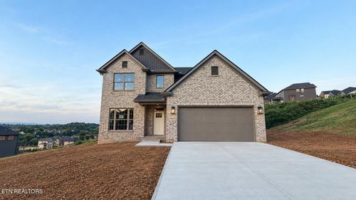 1913 Hickory Reserve Rd, Knoxville, TN, 37932-1333 | Card Image