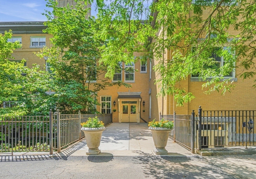 Residential Lease in Malden 3