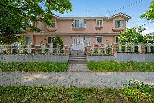 707 E 63rd Ave, Vancouver, BC, V5X2K6 | Card Image