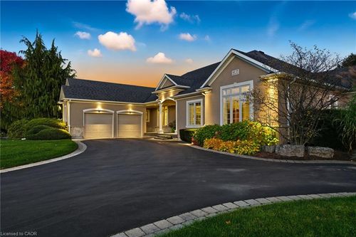 {{alt}} | Card Image