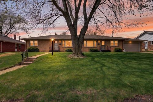 2523 - 2525 Holmes Street, Rockford, IL, 61108 | Card Image