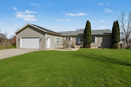 3967 Hennessey Rd, Watervliet, MI, 49098-9502 | Card Image