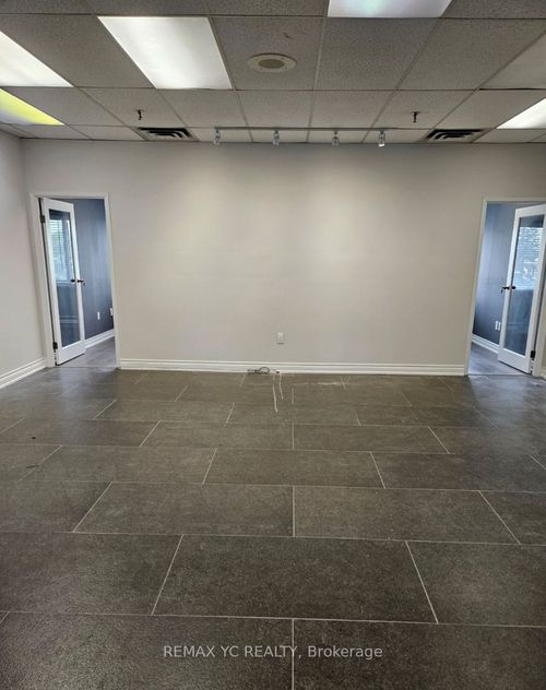 301-5460 Yonge St, North York, ON, M2N6K7 | Card Image