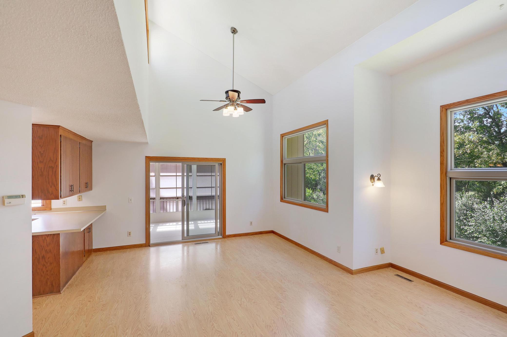 Weston Ln, Minneapolis, MN 55447