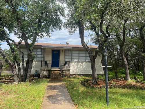 3058 Westview Dr, Canyon Lake, TX, 78133-4414 | Card Image