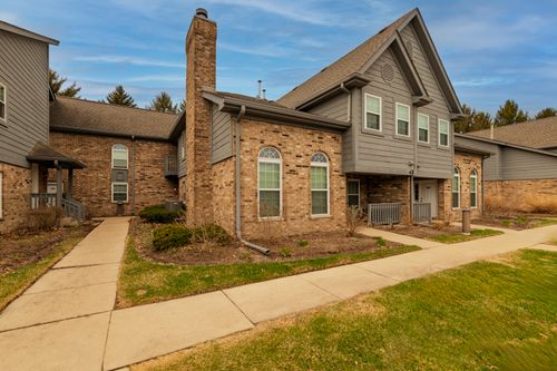 43-127-43 Foxcroft Rd, Naperville, IL, 60565-2000 | Card Image