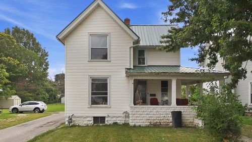 127 East High Street, Fostoria, OH, 44830 | Card Image