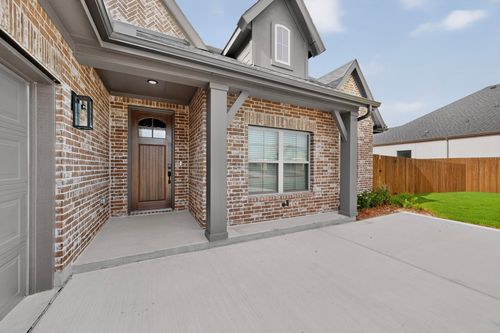 818 Monza Dr, Midlothian, TX, 76065-7260 | Card Image