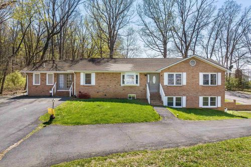 16998 E Summit Ave, ELKTON, VA, 22827-1683 | Card Image