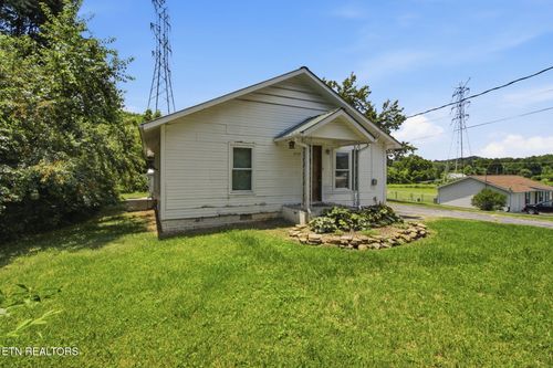 6715 Greer Rd, Knoxville, TN, 37918-8938 | Card Image
