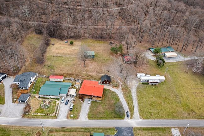 955 Livingston Boatdock Rd, House other with 2 bedrooms, 2 bathrooms and 4 parking in Allons TN | Image 49