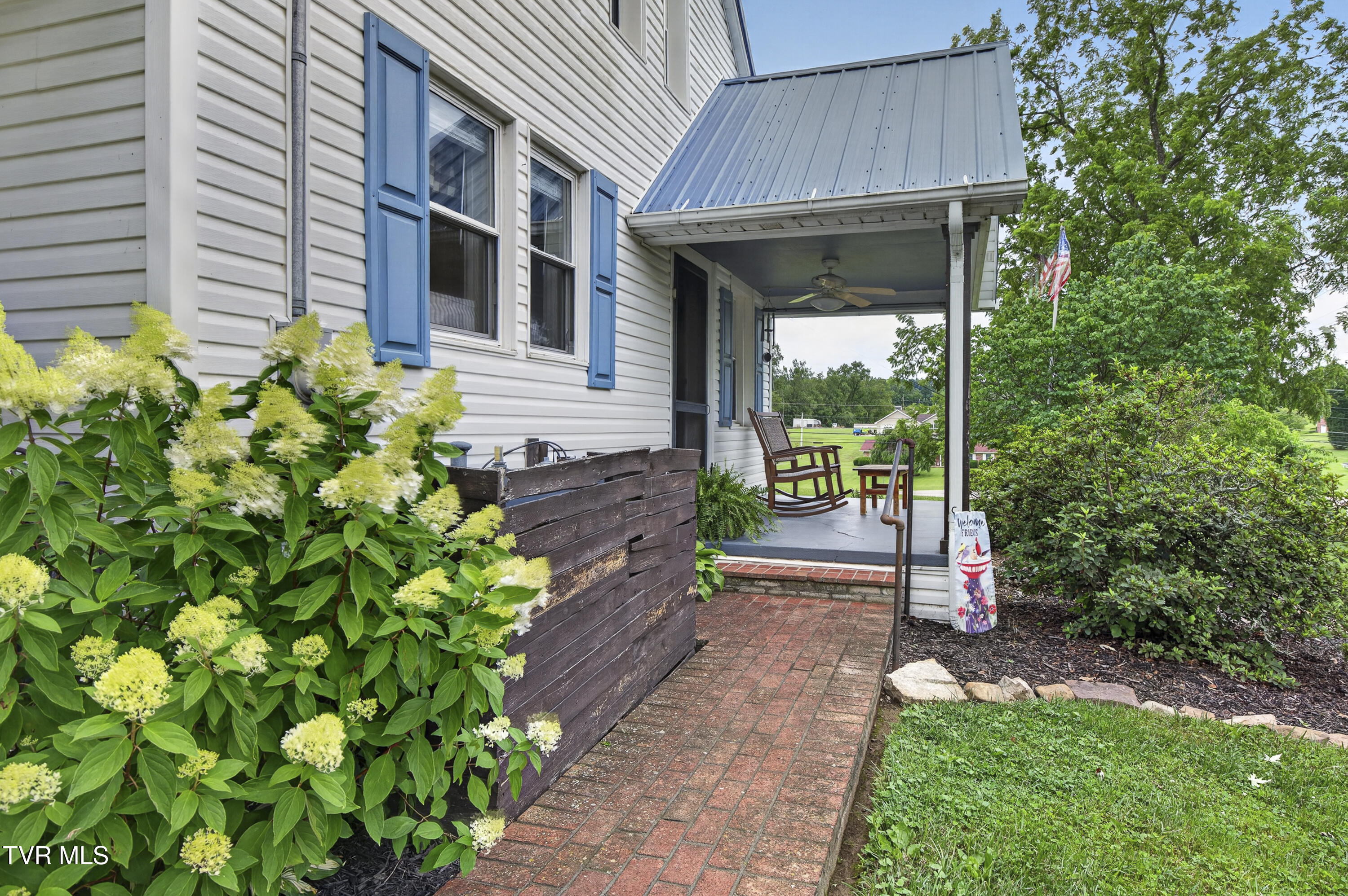 Residential in Glade Spring 4