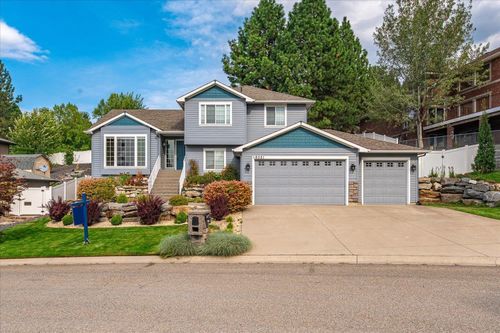 18521 E Hermosa Cir, Otis Orchards, WA, 99027 | Card Image