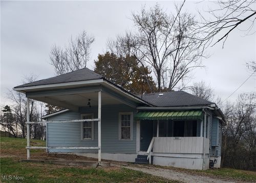 2231 Blennerhassett Hts, Parkersburg, WV, 26101-8730 | Card Image