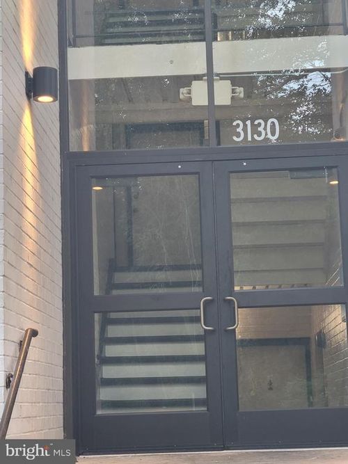 9-303-3130 Brinkley Rd, TEMPLE HILLS, MD, 20748-6318 | Card Image