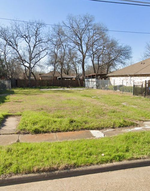 1954 Shaw St, Dallas, TX, 75212-2537 | Card Image