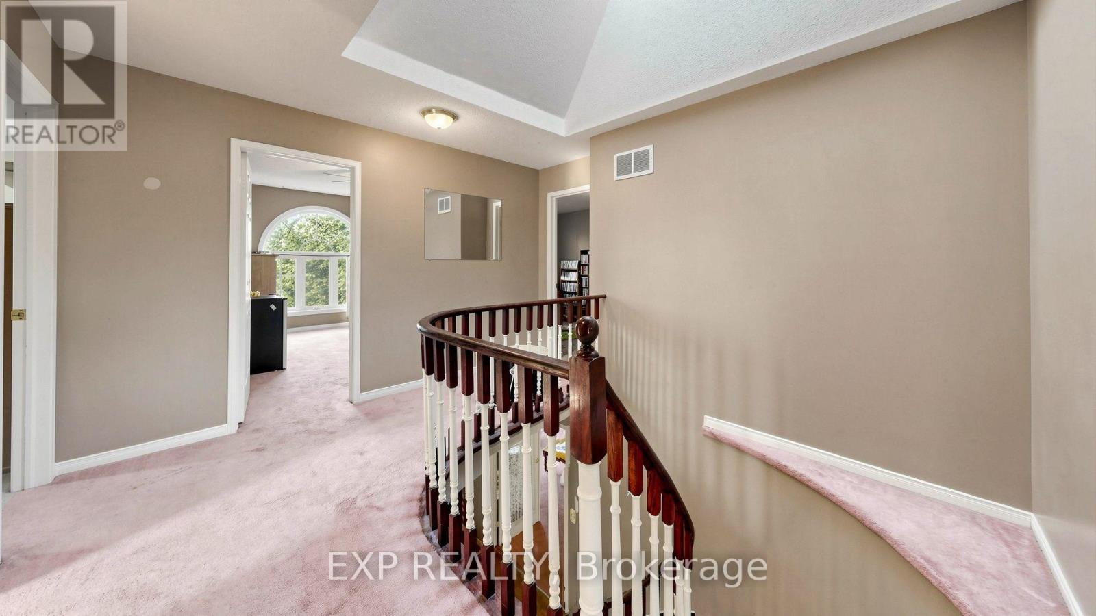 Residential in Barrie (Northwest) 5