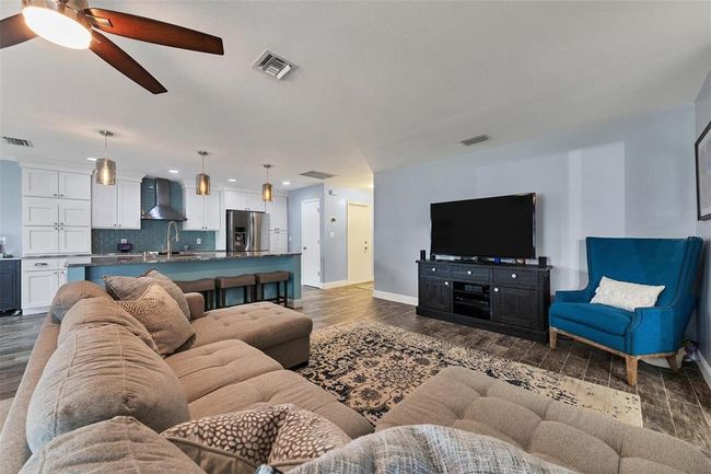 161 Sandhurst Dr, House other with 2 bedrooms, 2 bathrooms and null parking in VENICE FL | Image 9