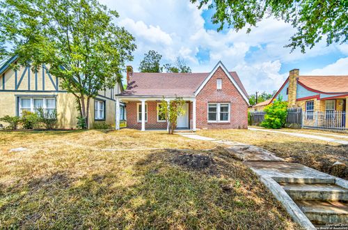 1947 W Mistletoe Ave, San Antonio, TX, 78201-5325 | Card Image