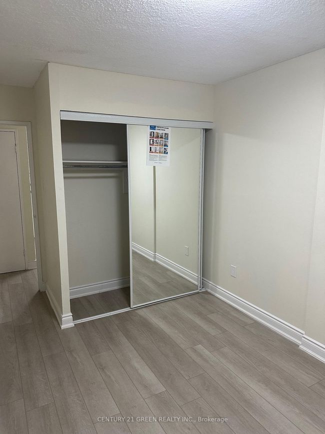 908 - 2645 Kipling Ave, Condo with 2 bedrooms, 1 bathrooms and 1 parking in Etobicoke ON | Image 9