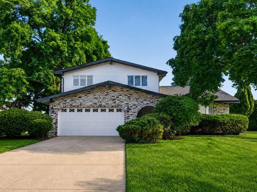 16W707 90th St, Willowbrook, IL, 60527-6086 | Card Image