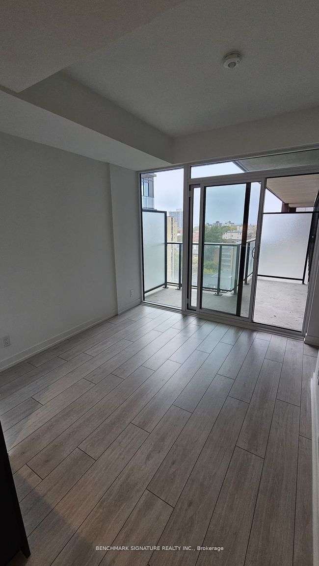 814 - 270 Dufferin St, Condo with 1 bedrooms, 1 bathrooms and null parking in Toronto ON | Image 9
