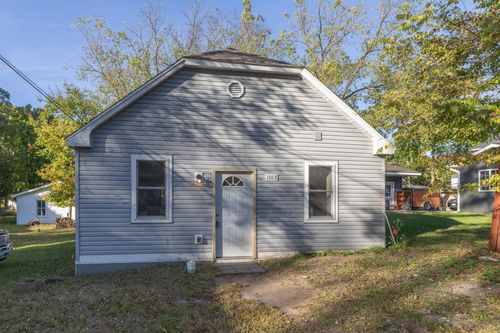 1013 9th Ave E, Menomonie, WI, 54751-2864 | Card Image