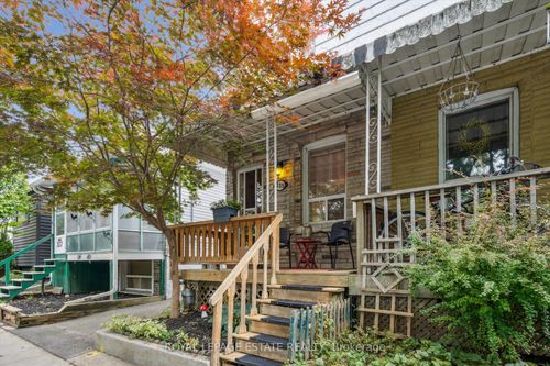 335 Craven Rd, Toronto, ON, M4L2Z5 | Card Image